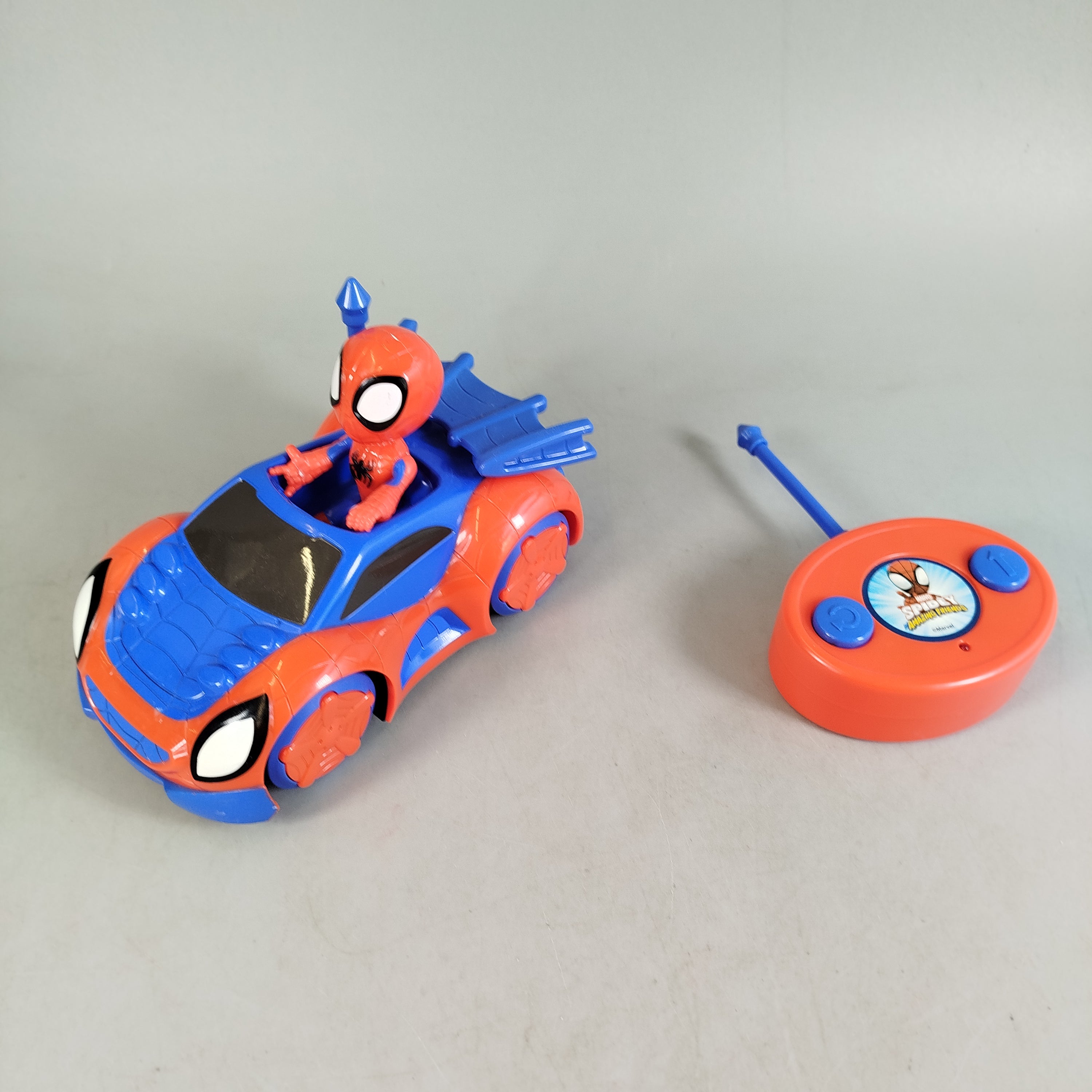 Marvel Spidey Web Crawler RC Auto, gebraucht, ab 3 4 5 Jahre | ✅ geprüft